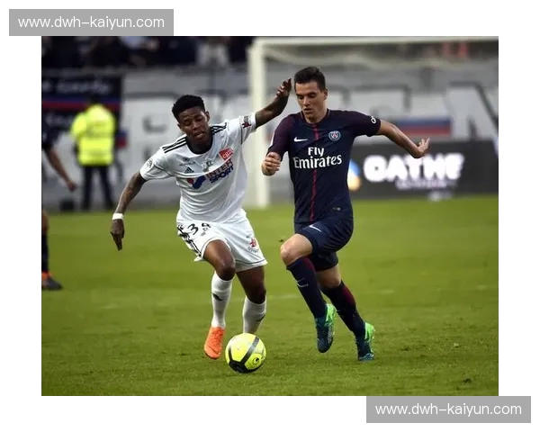 亚眠与阿雅克肖:法乙赛场上的宿命对决,绿茵场上的故事未完待续 亚眠与阿雅克肖:法乙赛场上的宿命对决,绿茵场上的故事未完待续