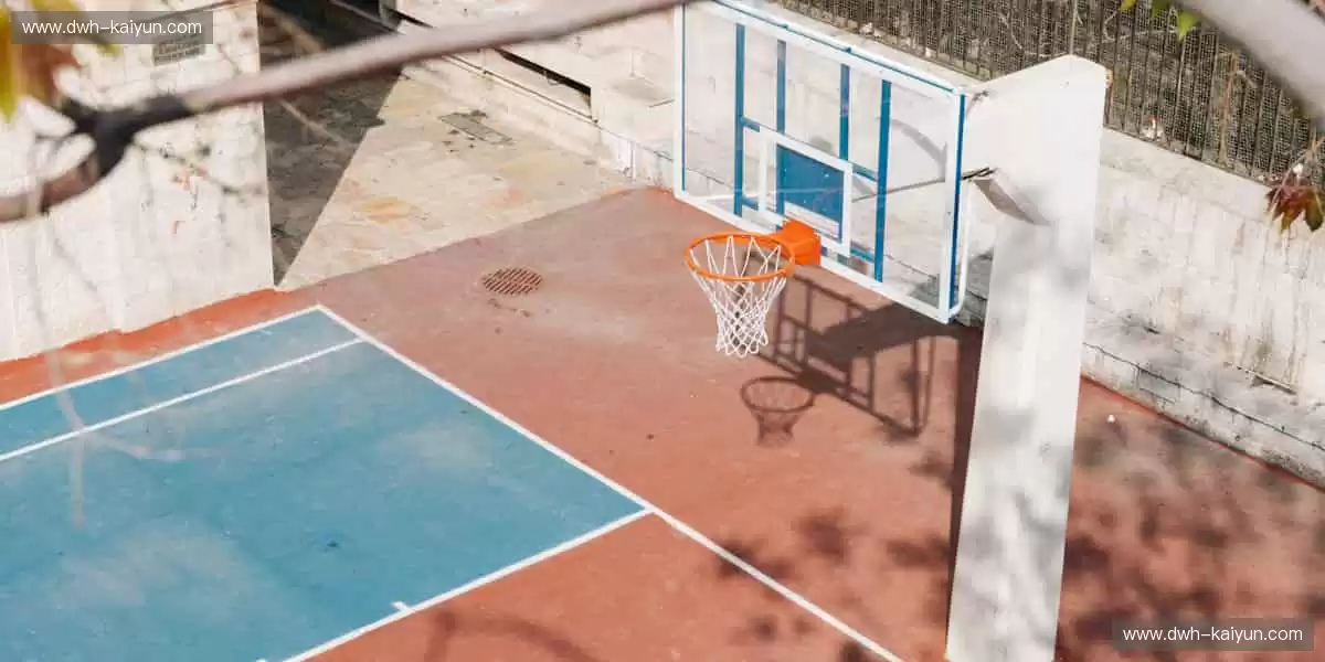 正品周边彰显态度，球迷专属热血收藏🎯